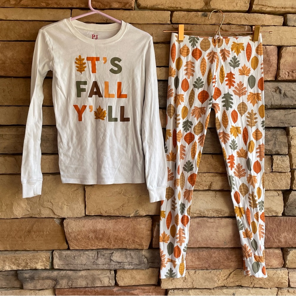 PJ Place white orange “It’s Fall Y’all” leaf print pajama lounge set outfit EUC
